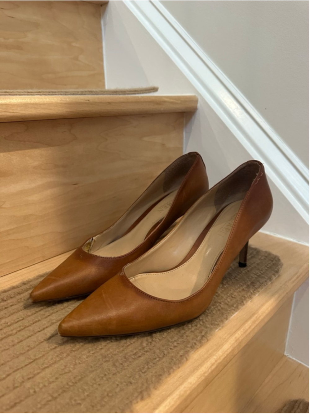 Women's Lauren Ralph Brown Leather Pointed Toe Heels Size 7
